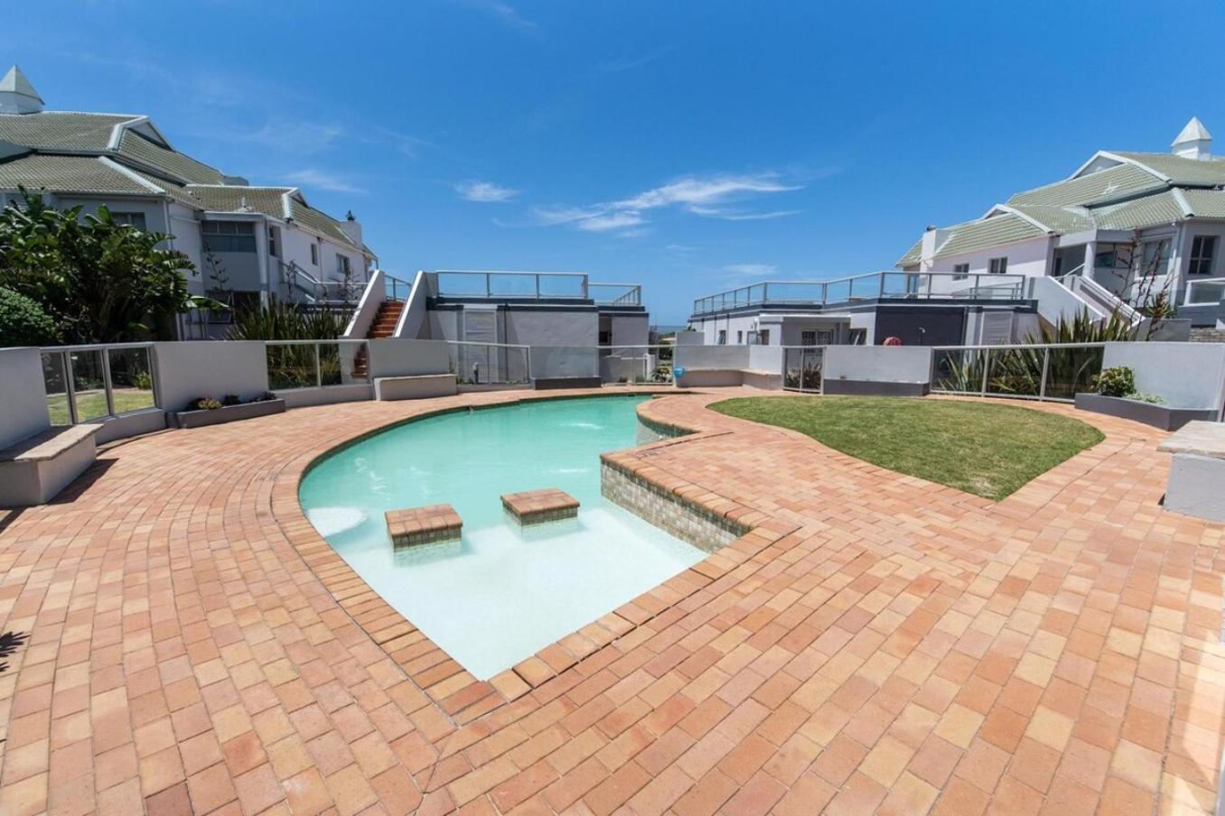 Luxury On The Beach Port Elizabeth Kültér fotó